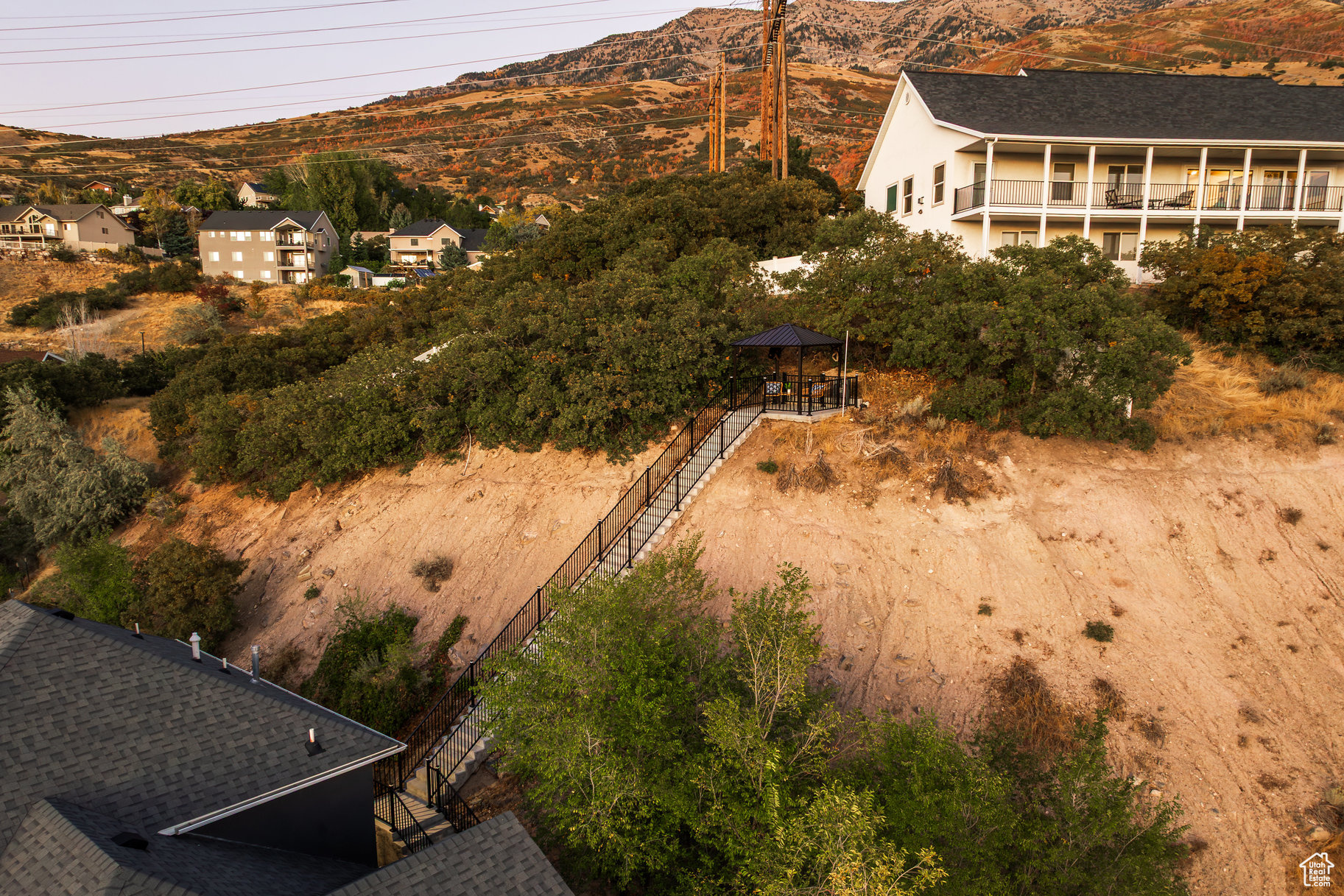 SHERWOOD HILLS - Residential