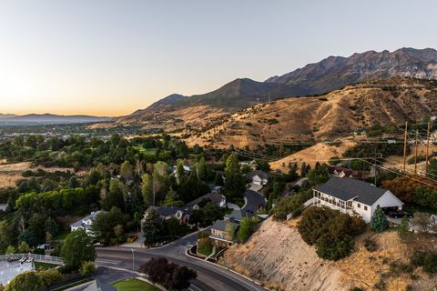 Tiny photo for 4606 BROOKSHIRE CIR, Provo, UT 84604 (MLS # 2114184)