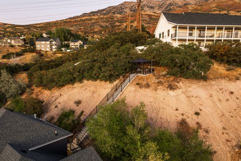 Tiny photo for 4606 BROOKSHIRE CIR, Provo, UT 84604 (MLS # 2114184)