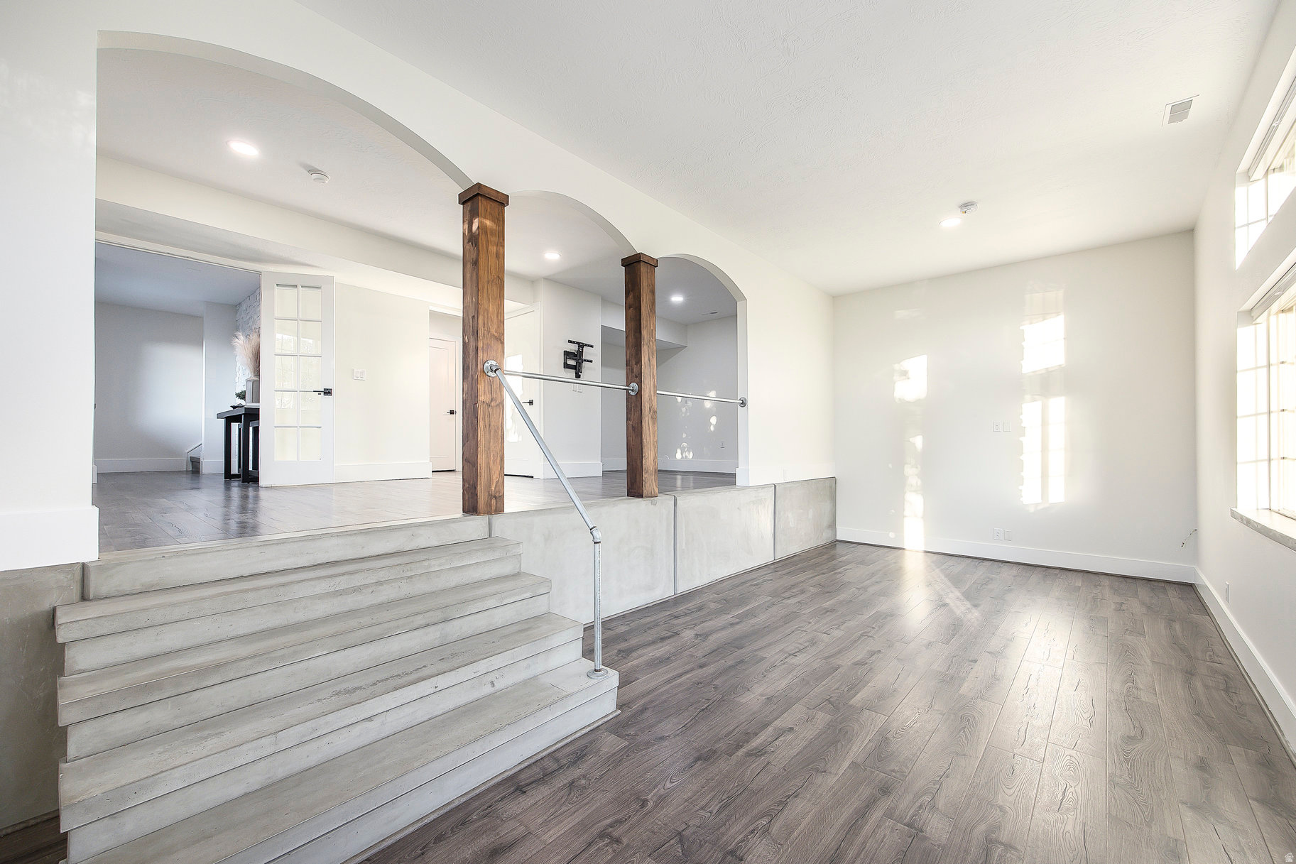 SHERWOOD HILLS - Residential