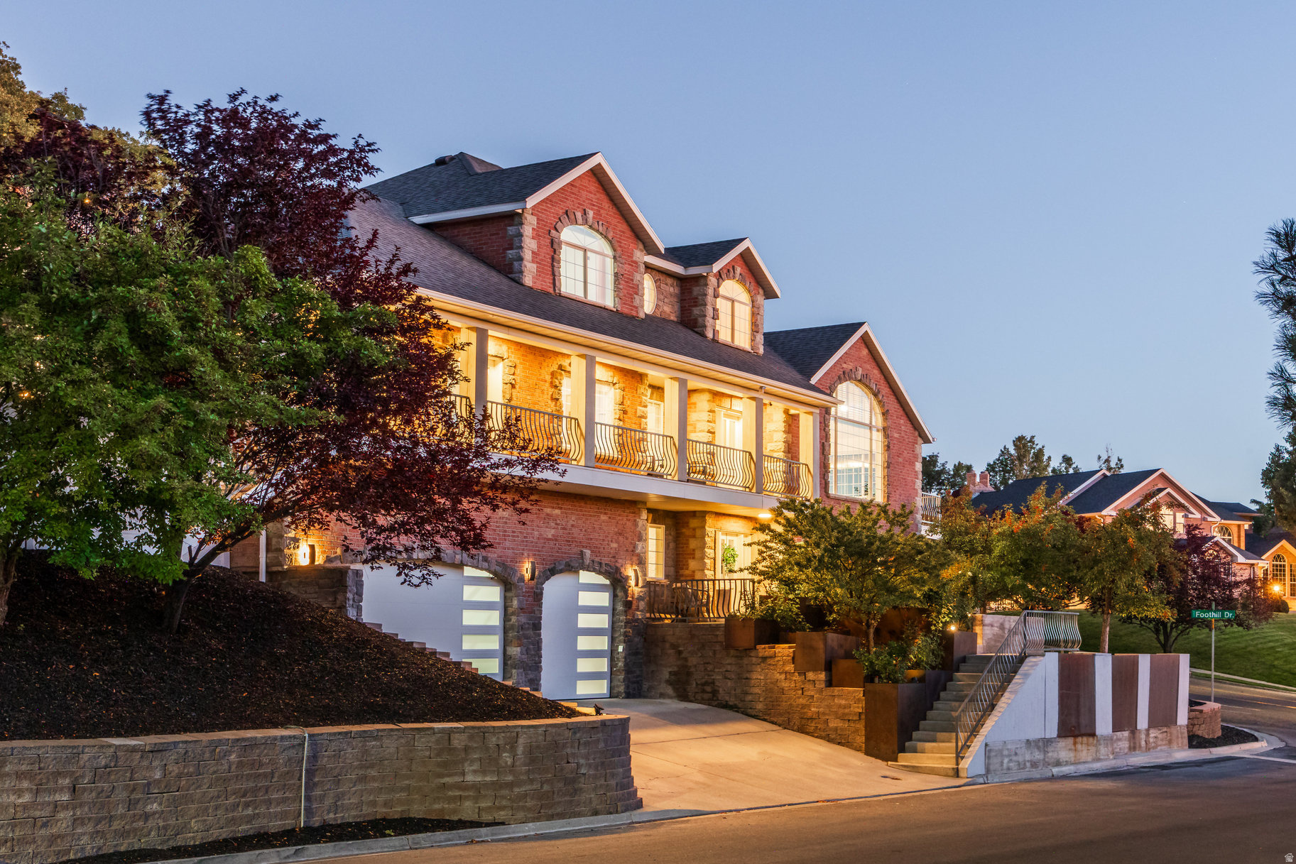 SHERWOOD HILLS - Residential