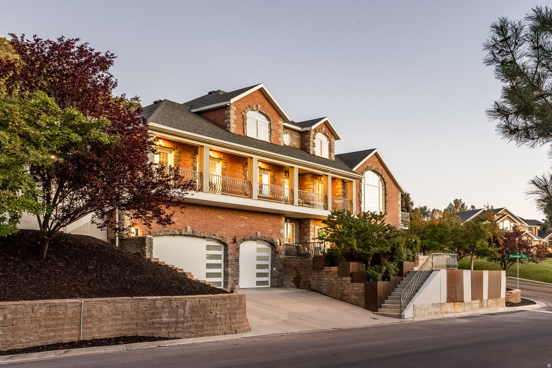 SHERWOOD HILLS - Residential