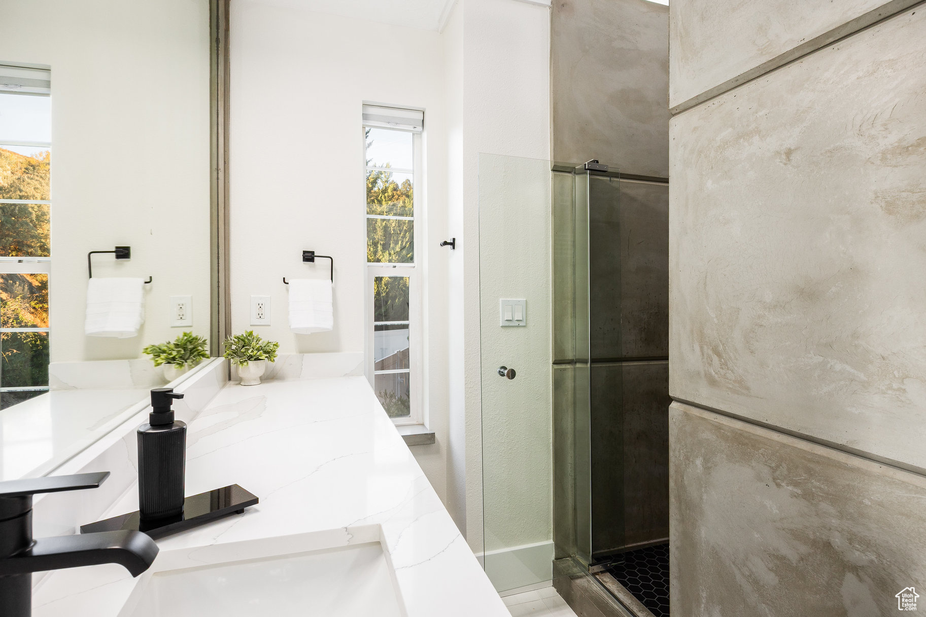 SHERWOOD HILLS - Residential