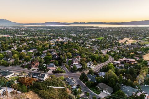 Tiny photo for 4606 BROOKSHIRE CIR, Provo, UT 84604 (MLS # 2114184)