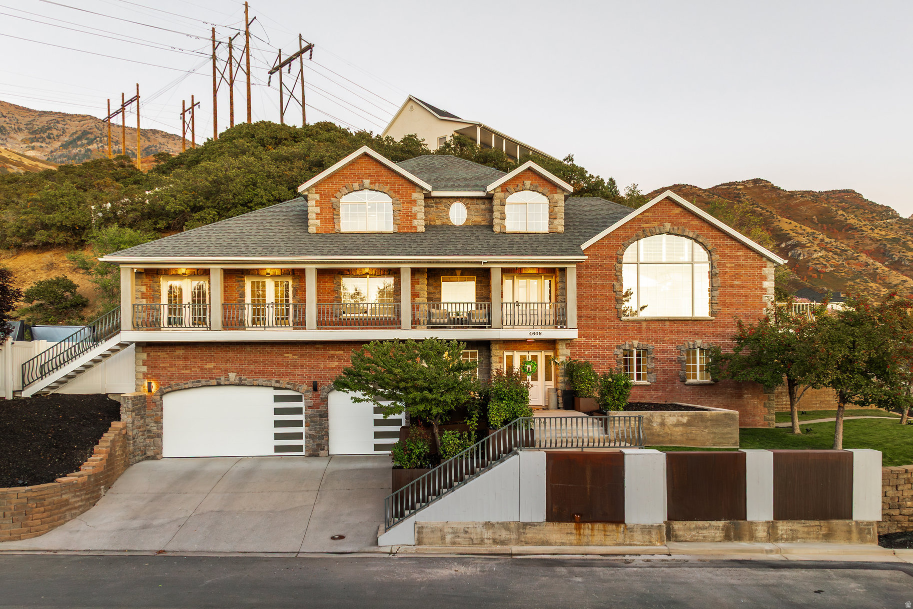 SHERWOOD HILLS - Residential