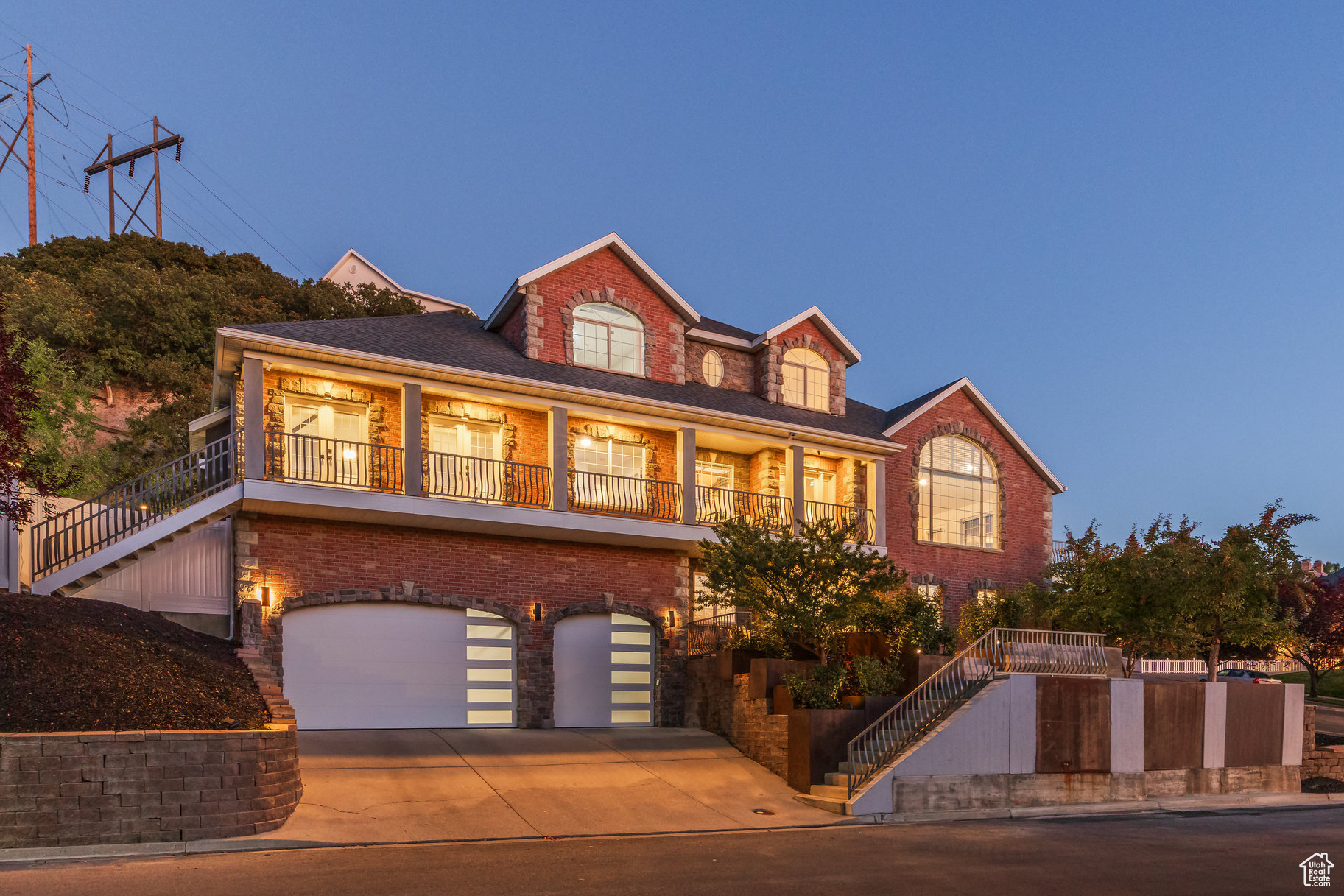 SHERWOOD HILLS - Residential