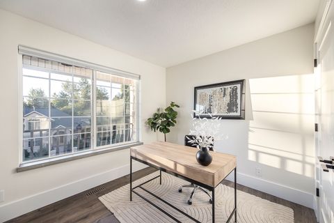 Tiny photo for 4606 BROOKSHIRE CIR, Provo, UT 84604 (MLS # 2114184)