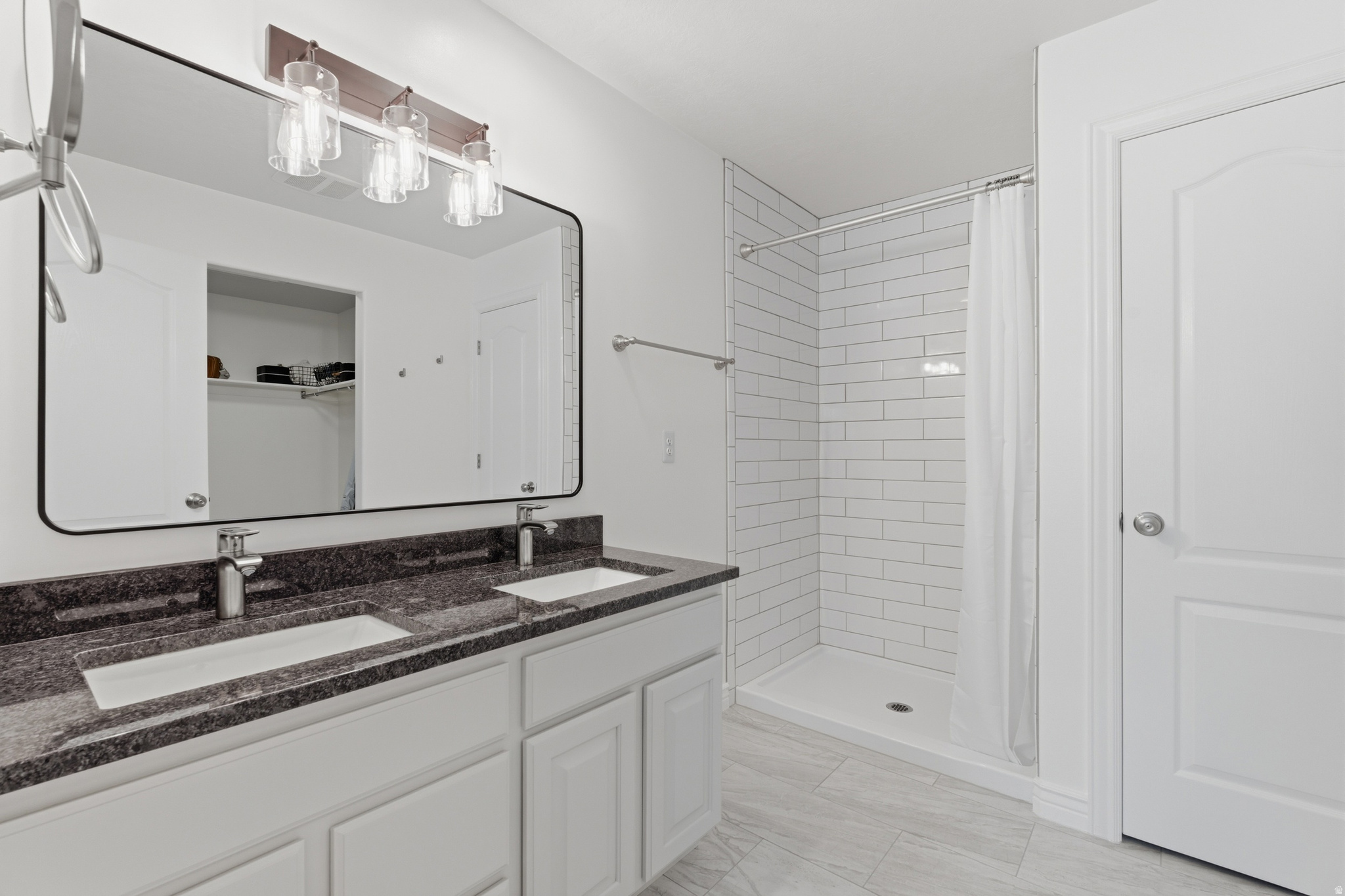 LOCH LOMOND - Residential