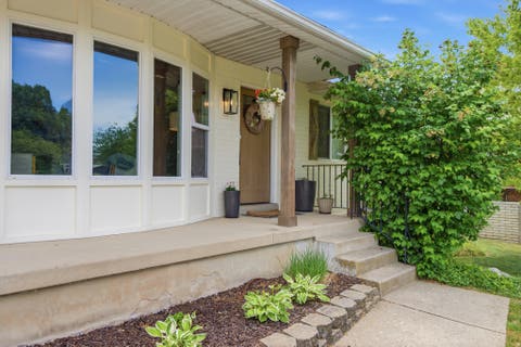 Tiny photo for 23 W PARK DR, Kaysville, UT 84037 (MLS # 2161092)