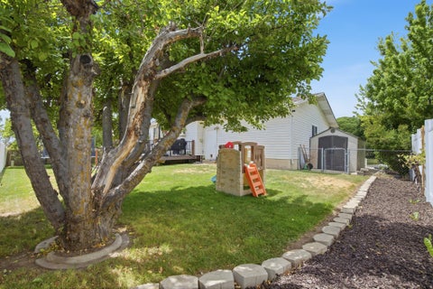 Tiny photo for 23 W PARK DR, Kaysville, UT 84037 (MLS # 2161092)
