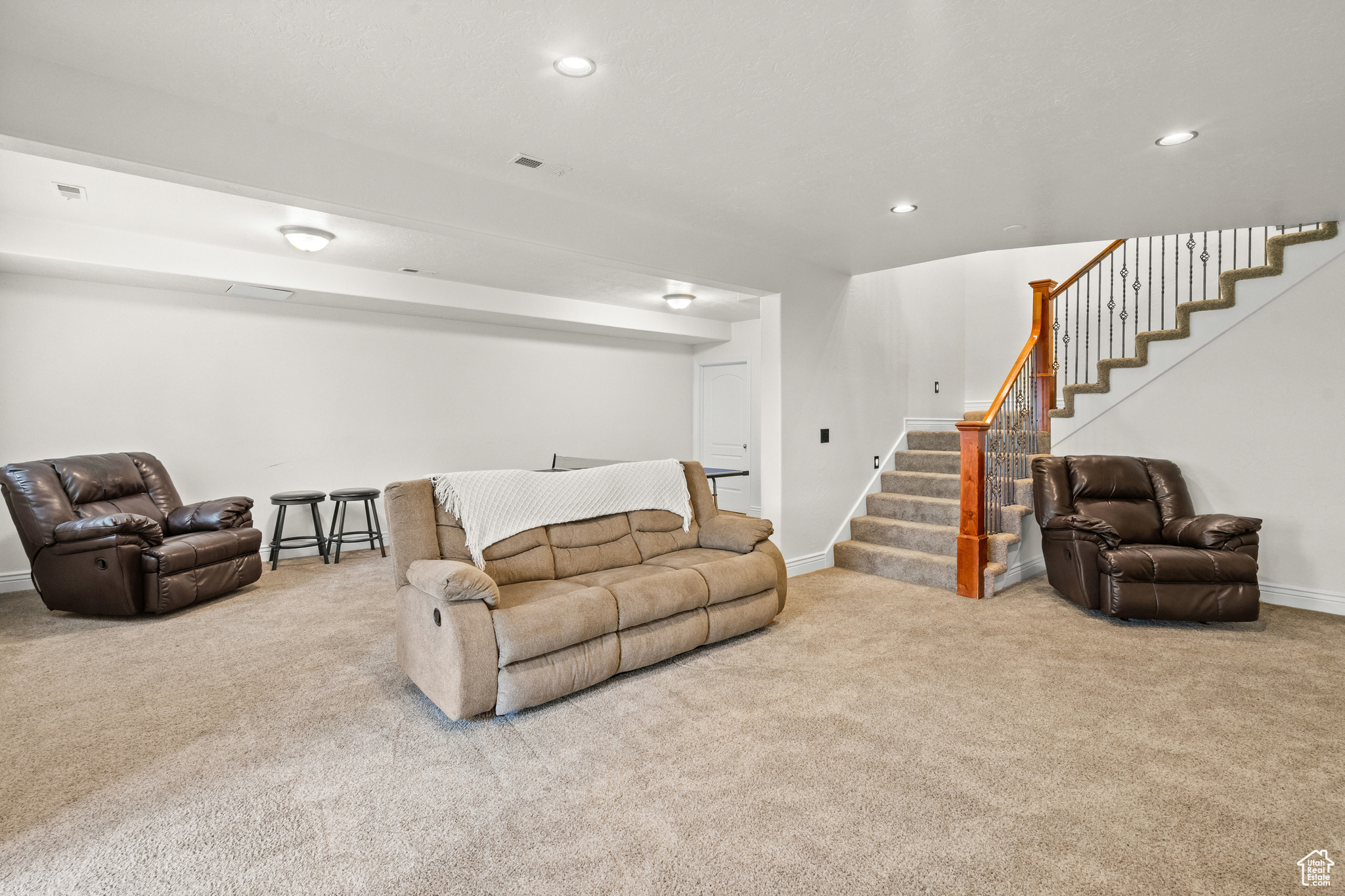 GOLDEN POND AT SLEEP - Residential Income