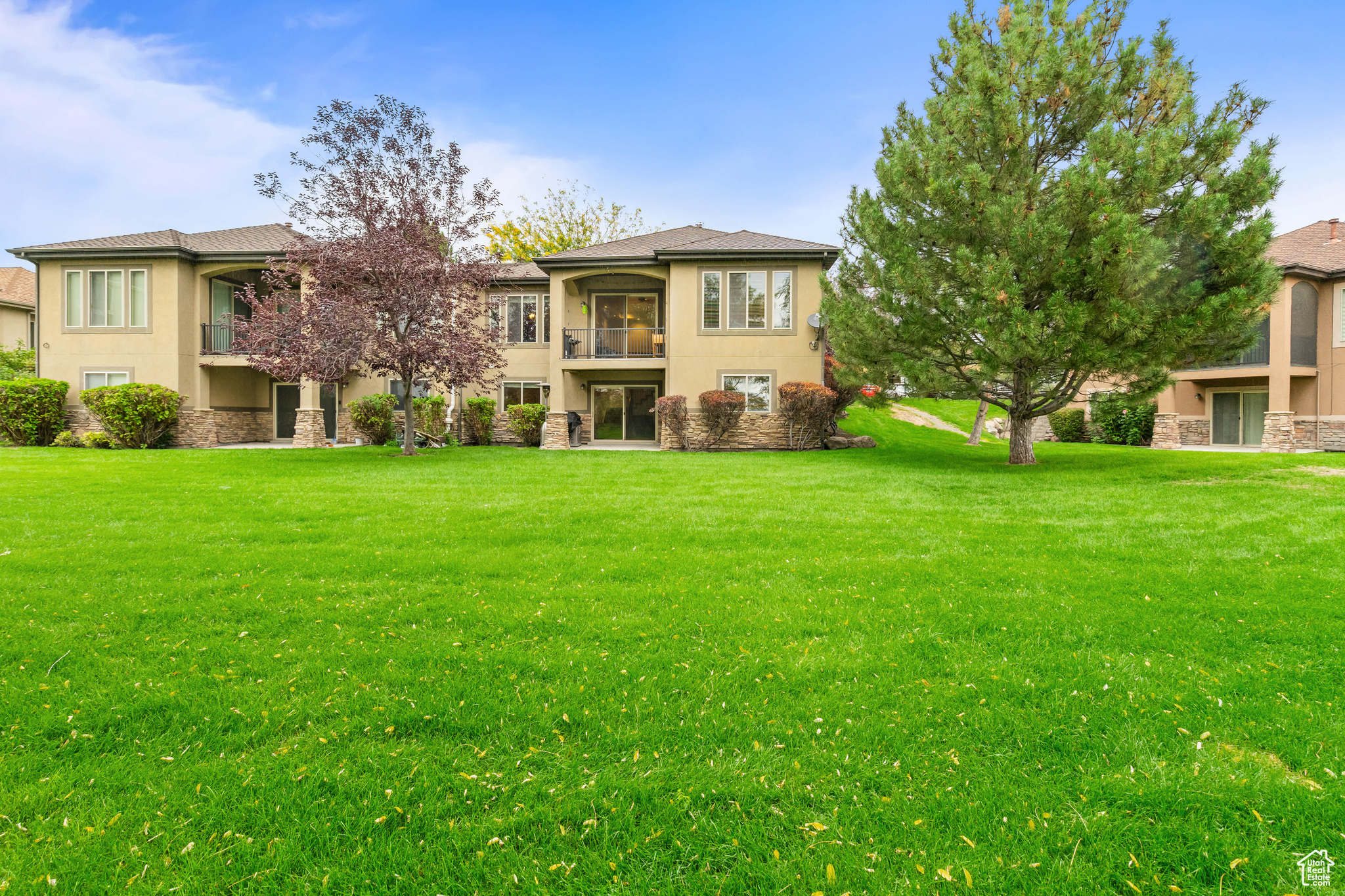 GOLDEN POND AT SLEEP - Residential Income