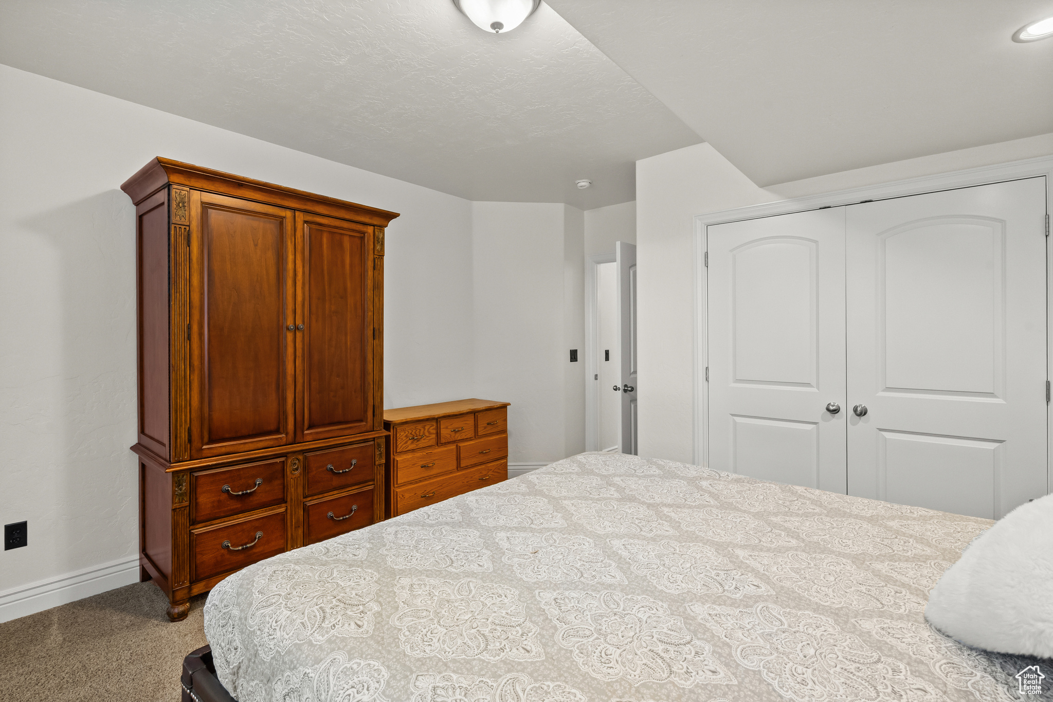 GOLDEN POND AT SLEEP - Residential Income