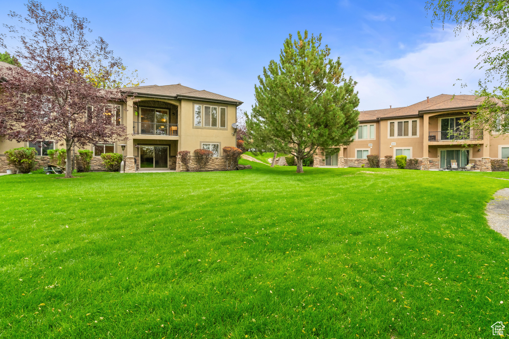 GOLDEN POND AT SLEEP - Residential Income
