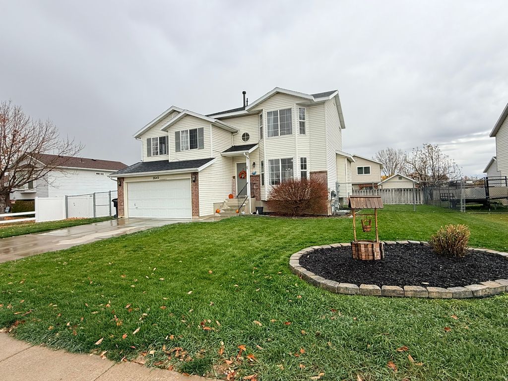 Photo of 2642 W 1500 N, Clinton, UT 84015 (MLS # 2123963)