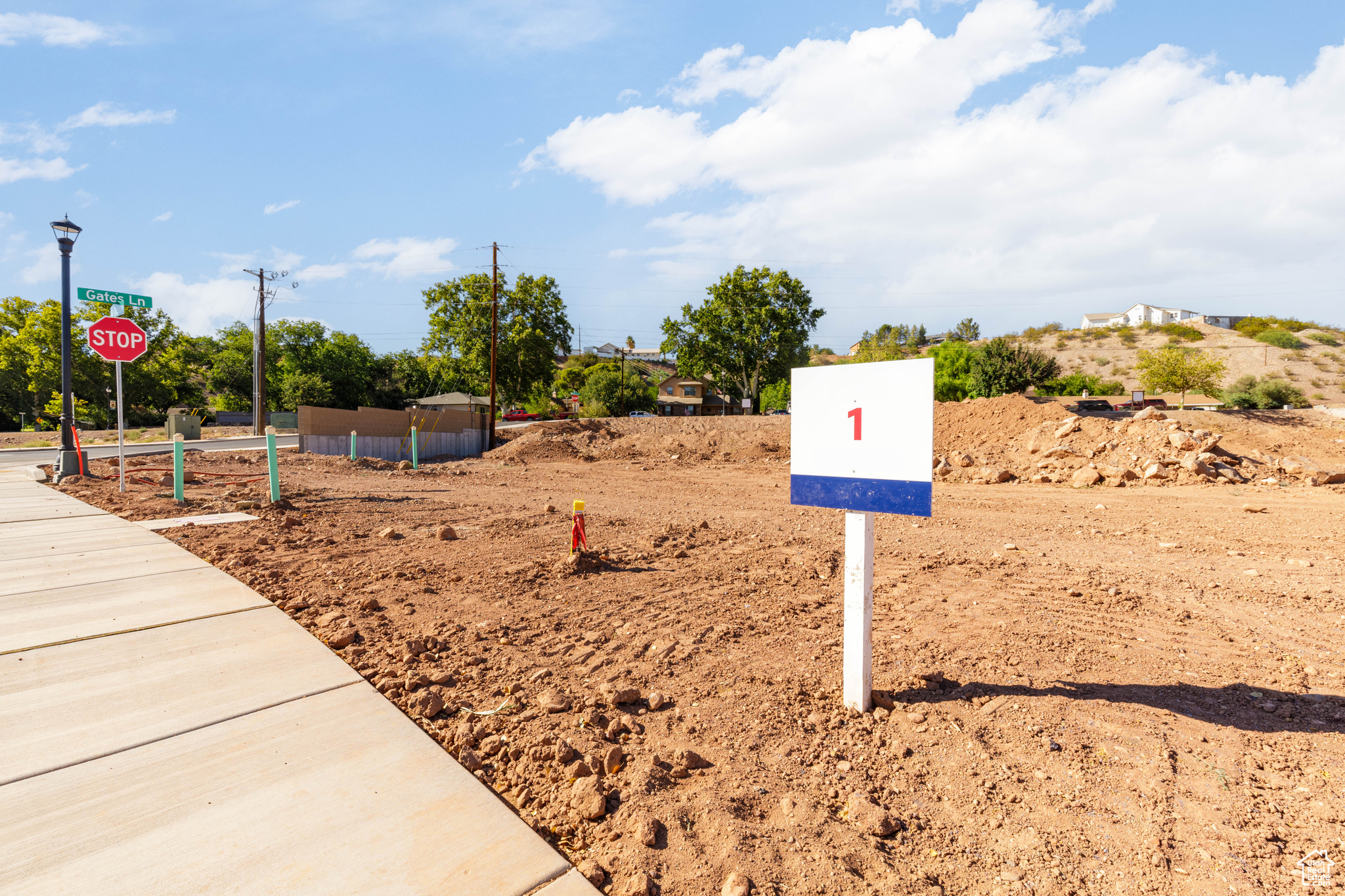 CLARA CROSSING - Land