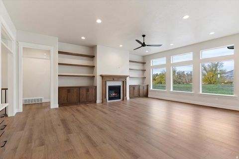 Tiny photo for 442 W RANDYS CT, Farmington, UT 84025 (MLS # 2123564)