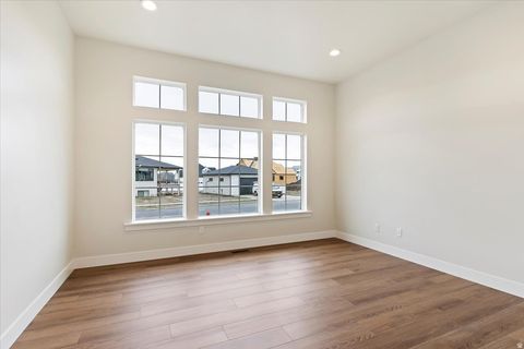 Tiny photo for 442 W RANDYS CT, Farmington, UT 84025 (MLS # 2123564)