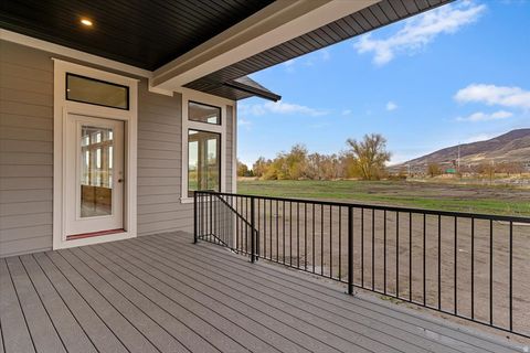 Tiny photo for 442 W RANDYS CT, Farmington, UT 84025 (MLS # 2123564)