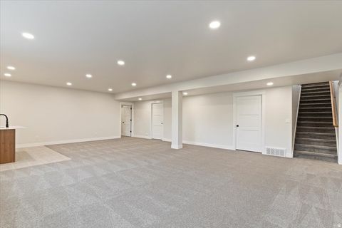 Tiny photo for 442 W RANDYS CT, Farmington, UT 84025 (MLS # 2123564)