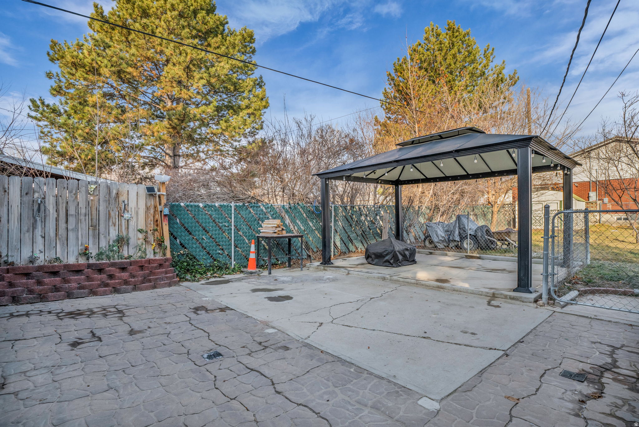 SKYLINE HEIGHTS - Residential