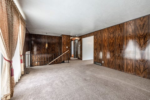 Tiny photo for 801 E 700 N, Layton, UT 84041 (MLS # 2175085)