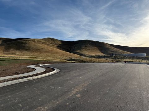 Tiny photo for 599 S OAKRIDGE DR E, Tooele, UT 84074 (MLS # 2146153)