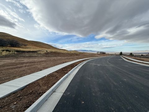 Tiny photo for 599 S OAKRIDGE DR E, Tooele, UT 84074 (MLS # 2146153)