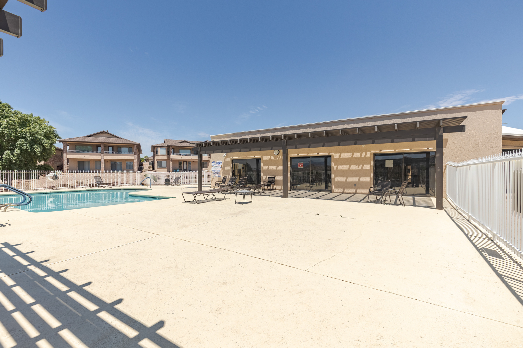 LEGACY 10 - Residential