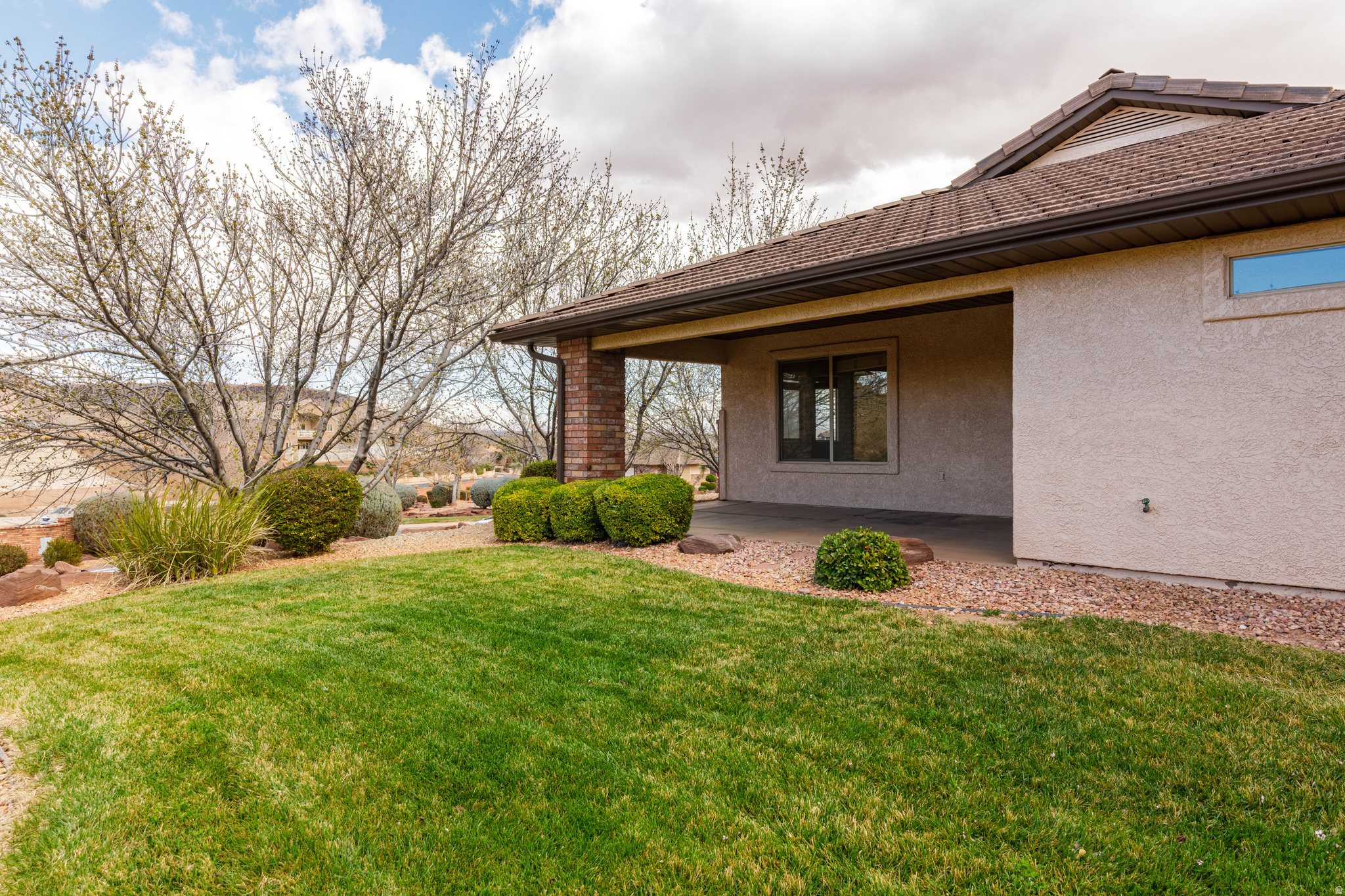 LEGACY 10 - Residential