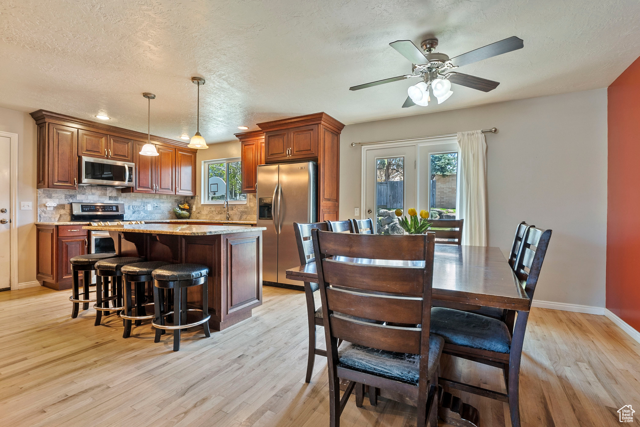2266 E Karalee Way, Sandy, Utah image 5