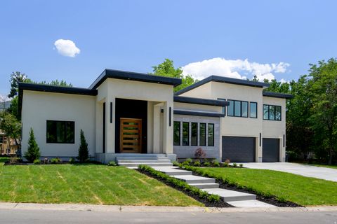 Photo of 1958 E LONGVIEW DR, Holladay, UT 84124 (MLS # 2120345) Photo of 1958 E LONGVIEW DR, Holladay, UT 84124 (MLS # 2120345)