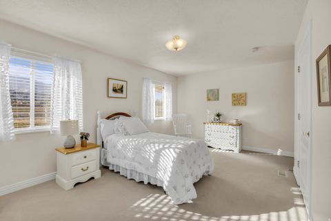 Tiny photo for 1060 W 2620 S, Mapleton, UT 84664 (MLS # 2135223)