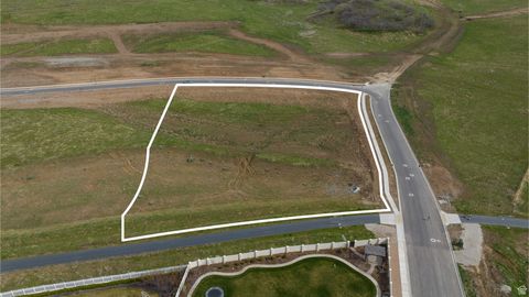 Tiny photo for 2254 S VALLEY DR #60, Mapleton, UT 84664 (MLS # 2077103)