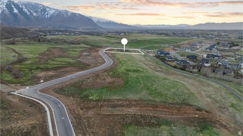 Tiny photo for 2254 S VALLEY DR #60, Mapleton, UT 84664 (MLS # 2077103)