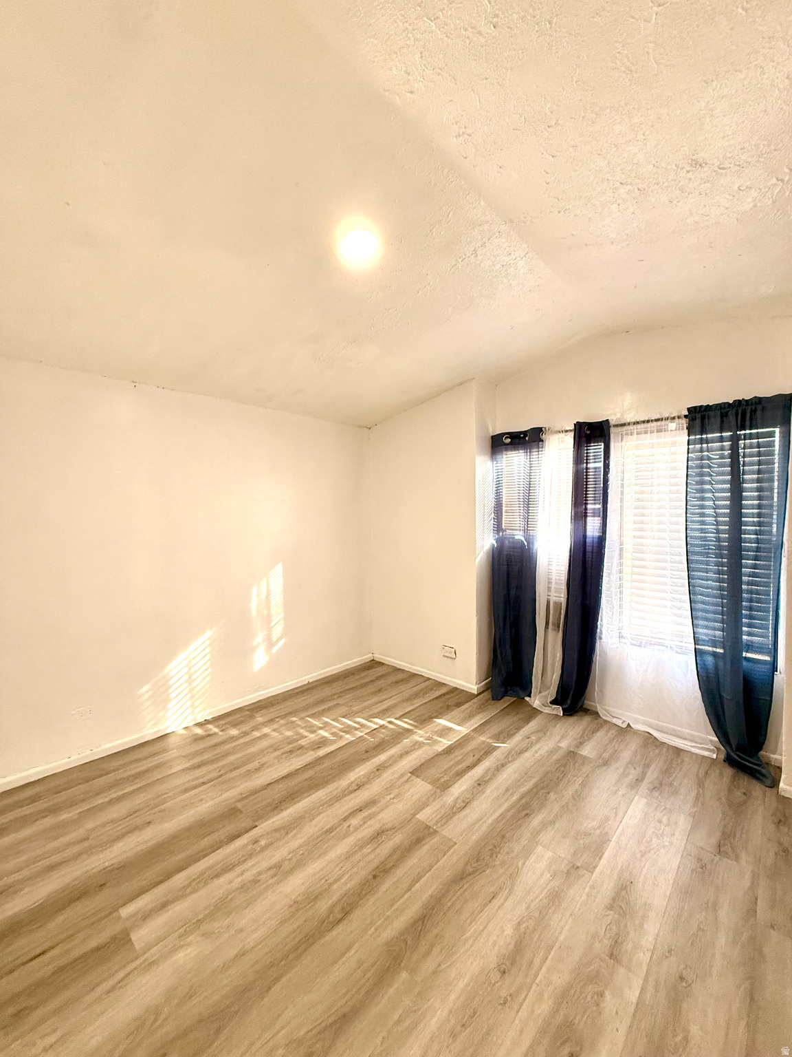 RIDGEWOOD ESTATES MHP - Residential