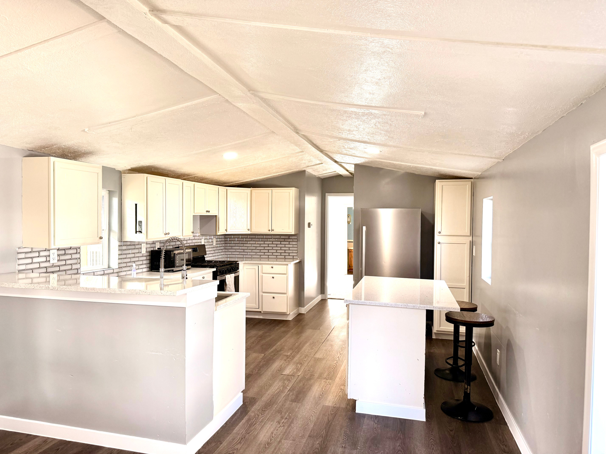 RIDGEWOOD ESTATES MHP - Residential