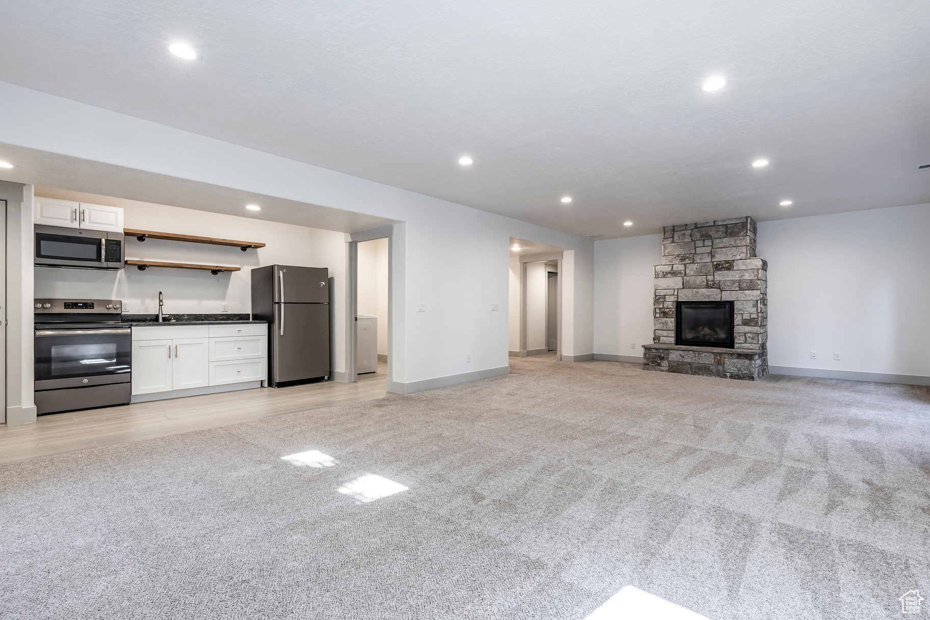 SUMMIT PARK SUBDIVISION - Residential Lease