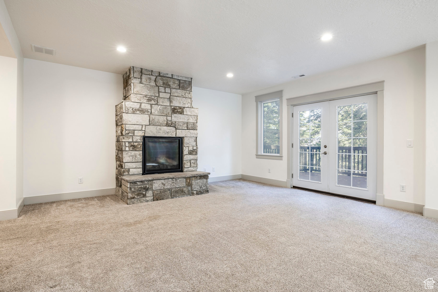 SUMMIT PARK SUBDIVISION - Residential Lease