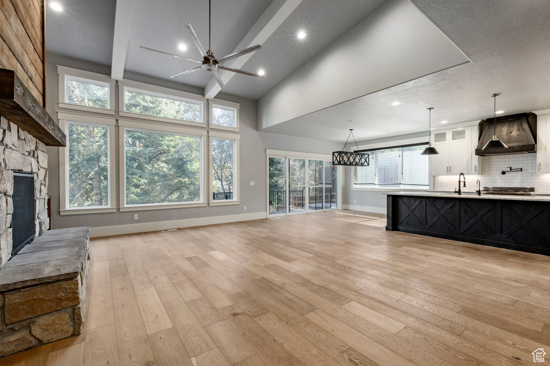 SUMMIT PARK SUBDIVISION - Residential Lease