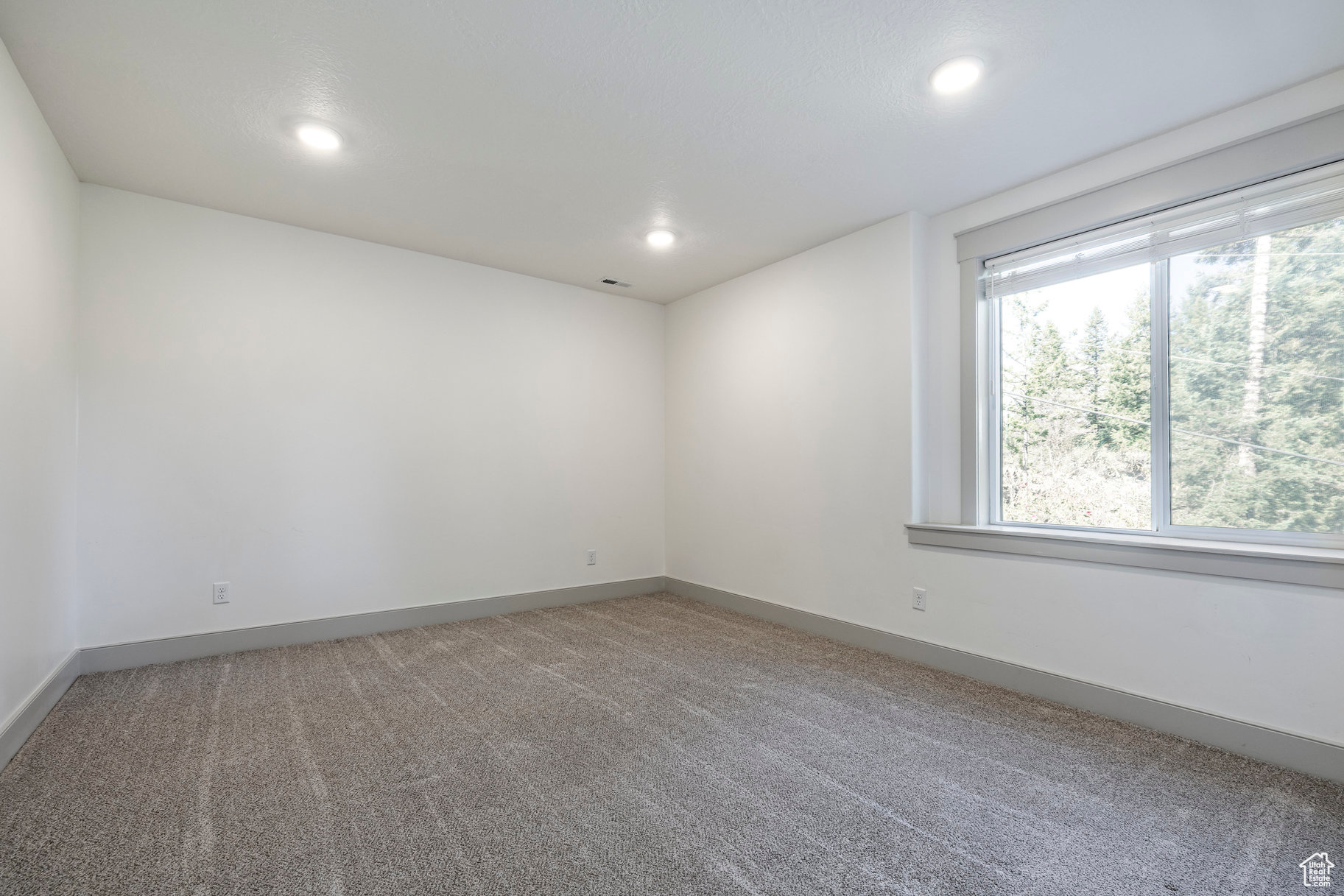 SUMMIT PARK SUBDIVISION - Residential Lease