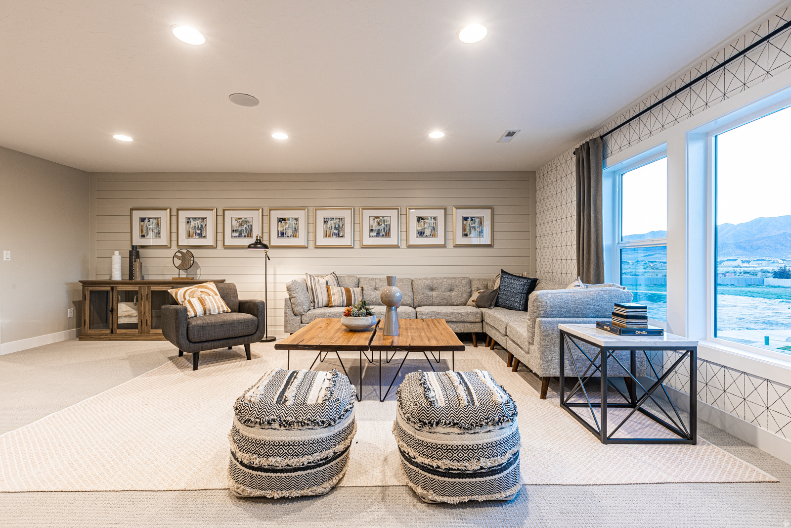 WILLOW ESTATES - Residential