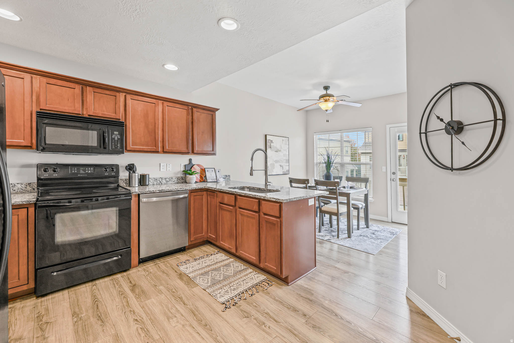 QUAIL RUN - Residential