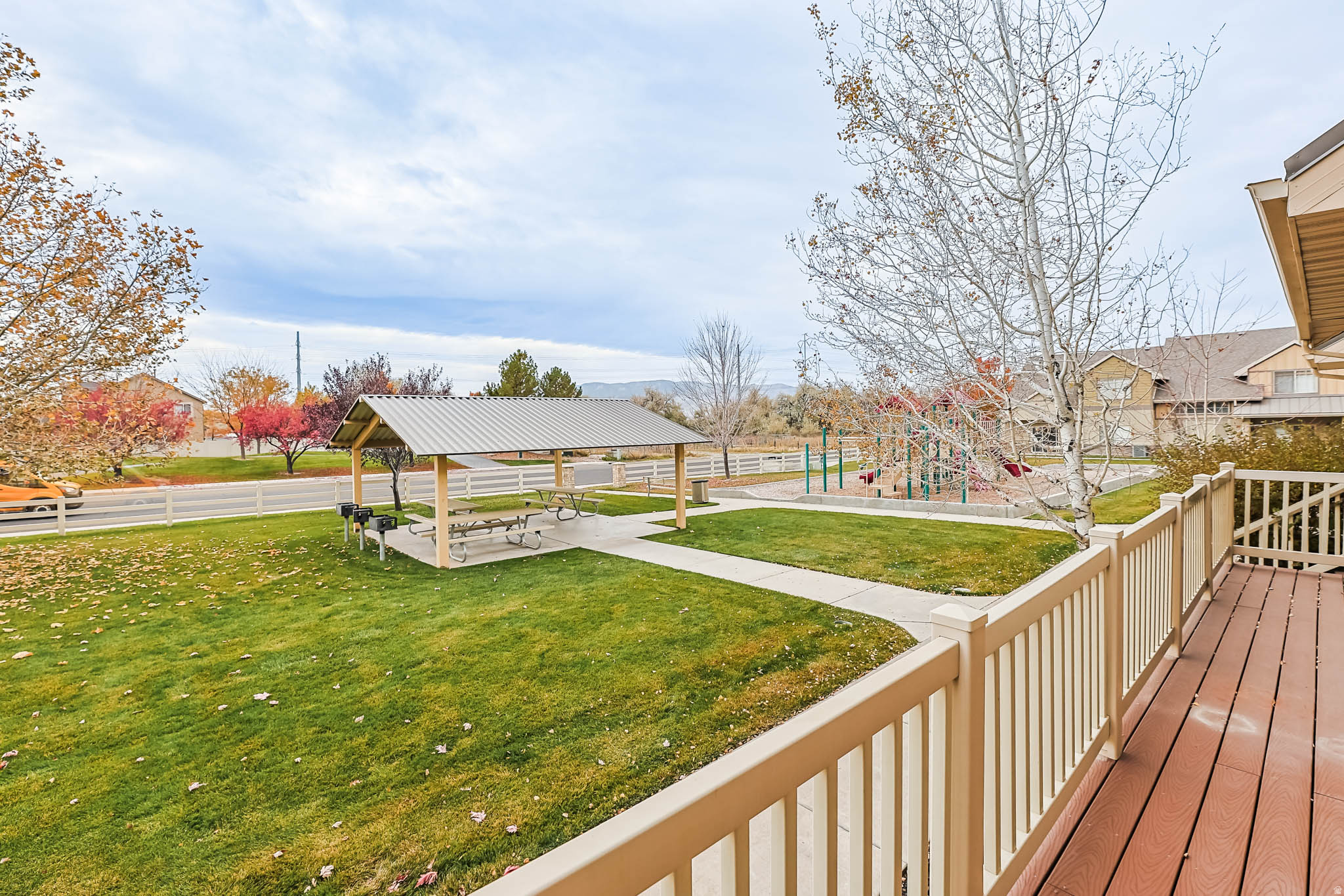 QUAIL RUN - Residential