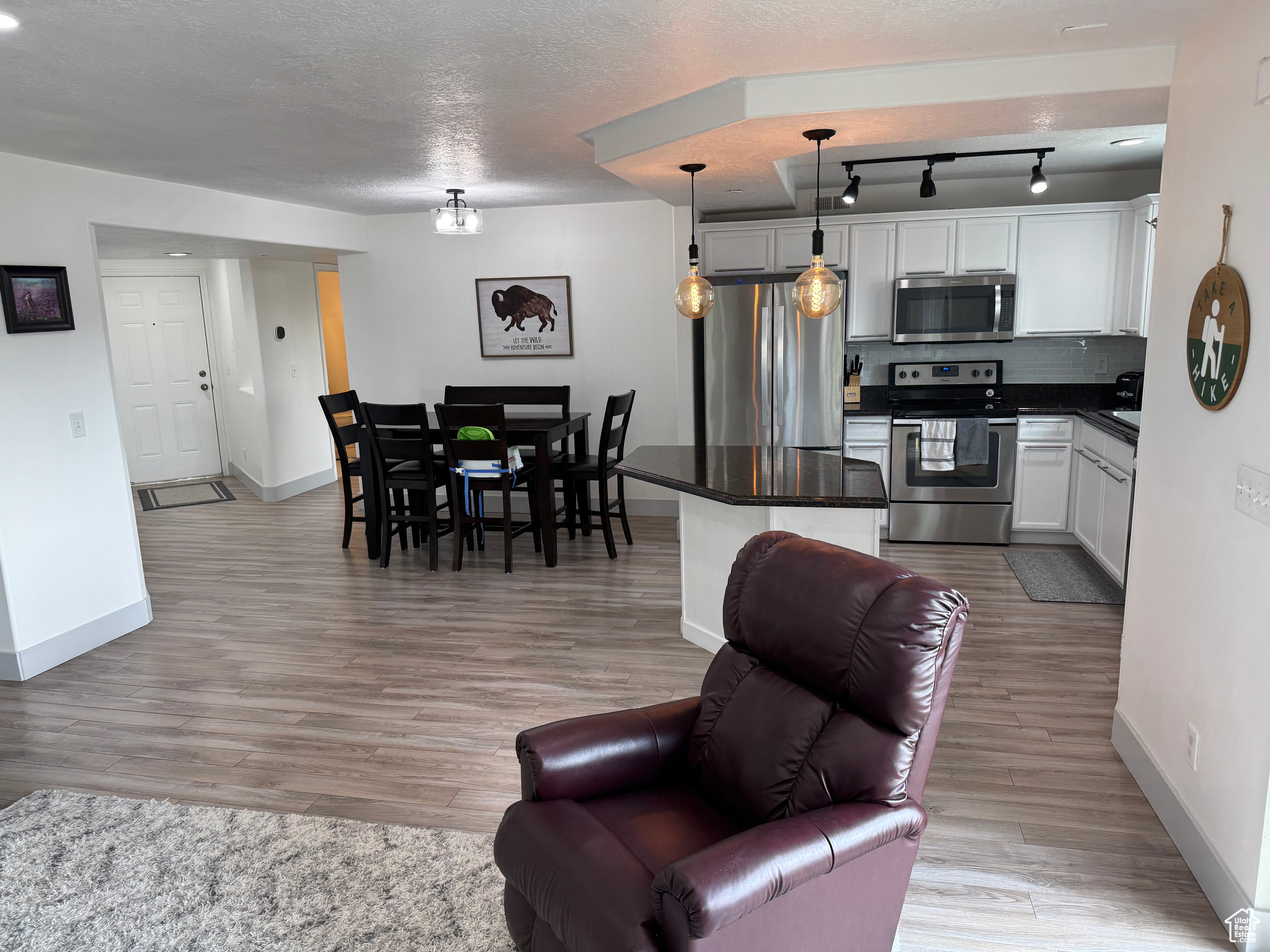 DRAPER PEAKS CONDOMINIUMS PHASE 3 - Residential