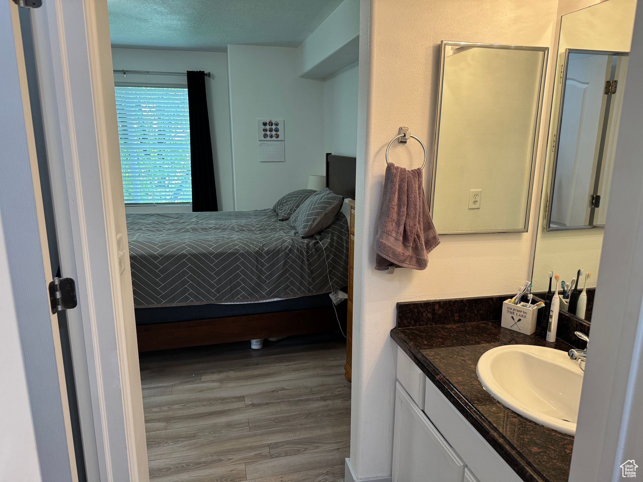 DRAPER PEAKS CONDOMINIUMS PHASE 3 - Residential