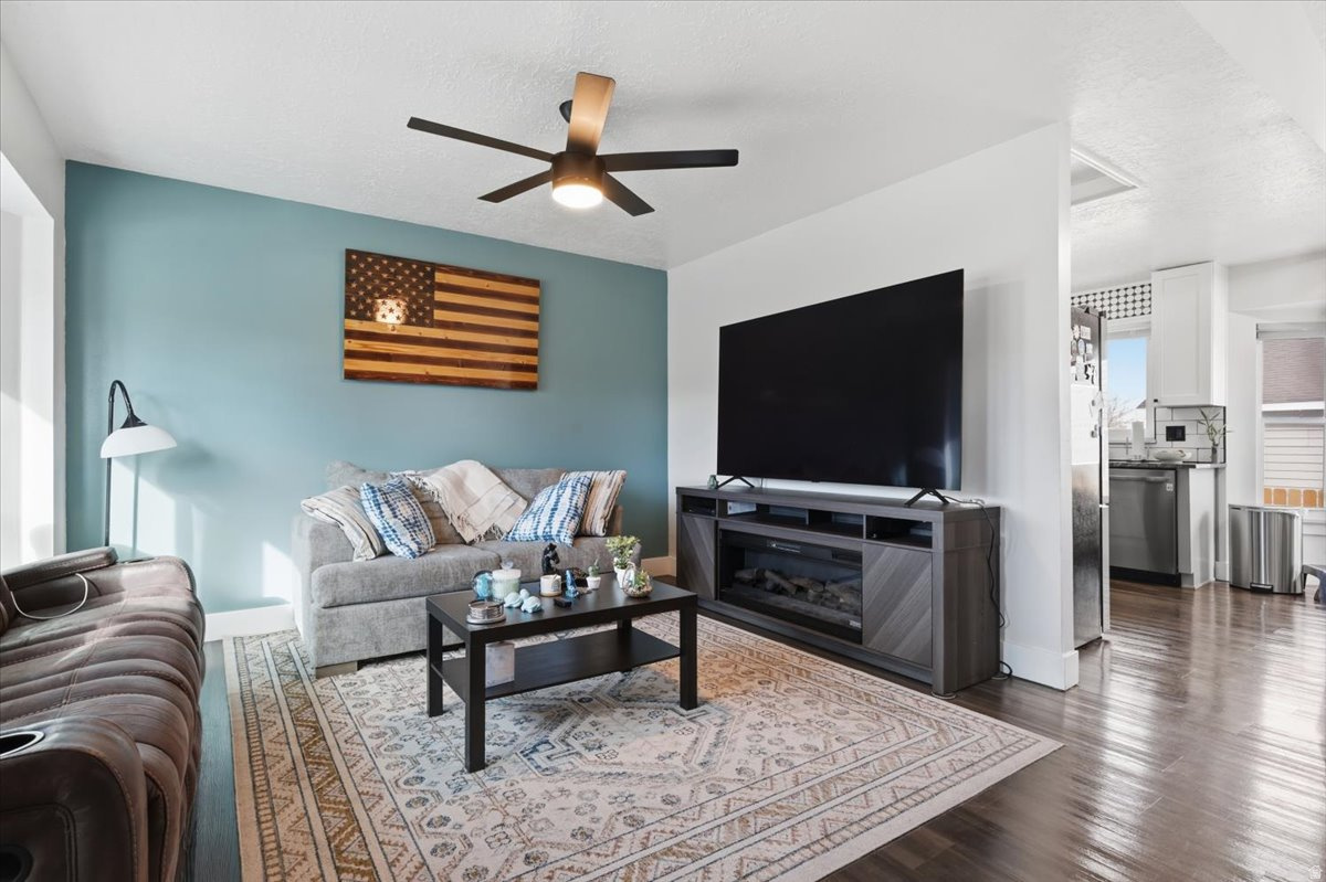 MISTY HILLS 11-B - Residential