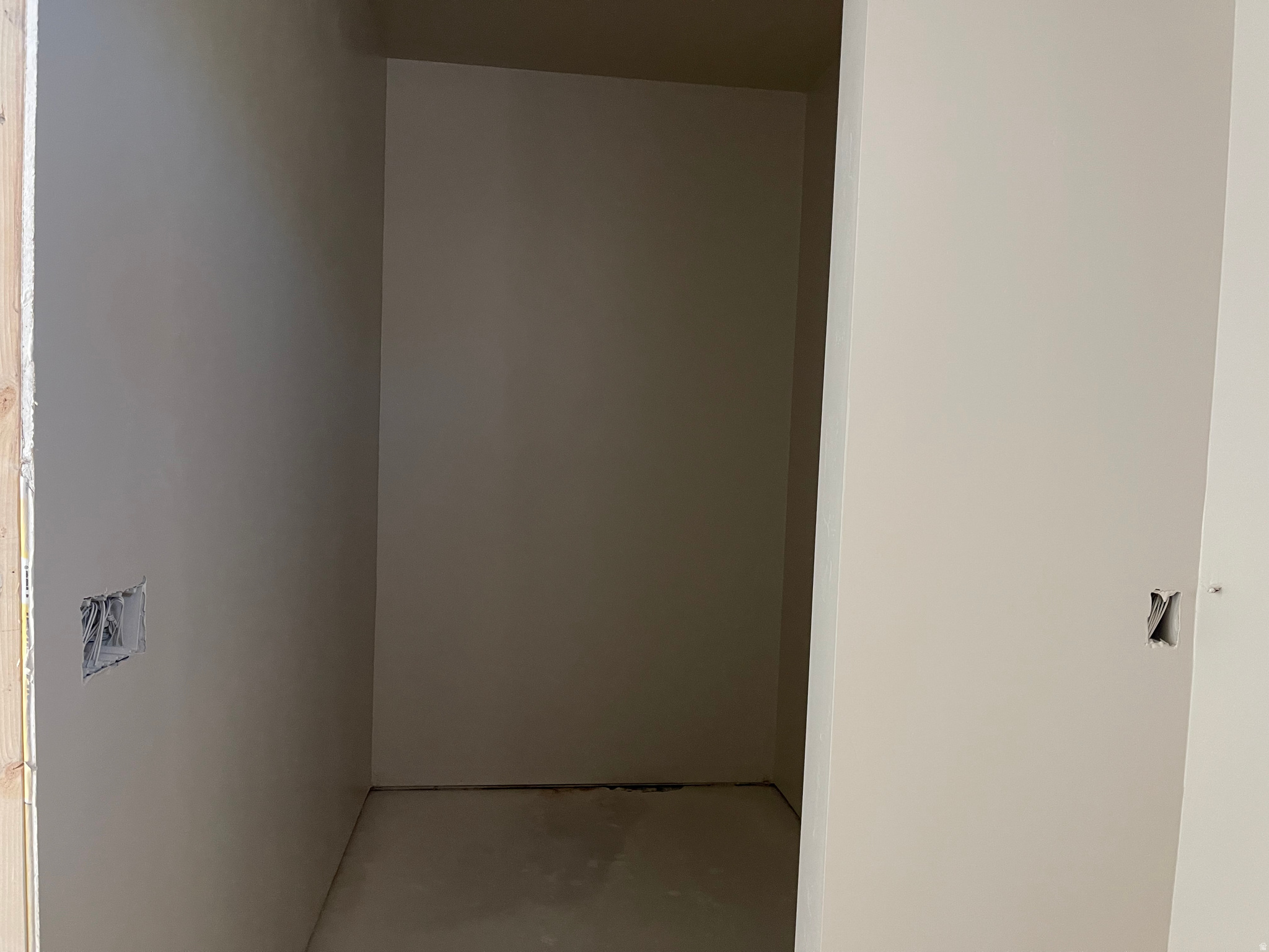 PAINTED SANDS - Residential