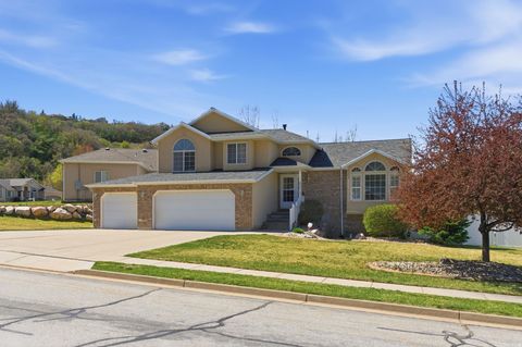 Tiny photo for 8271 S 2600 E, South Weber, UT 84405 (MLS # 2147229)