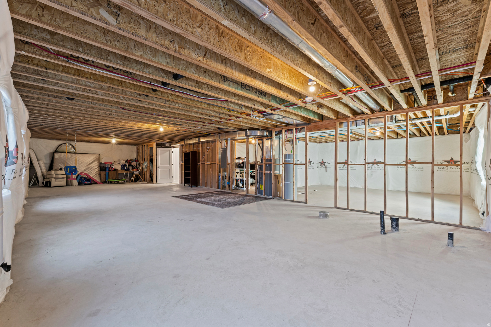 MAPLETON VILLAGE - Residential